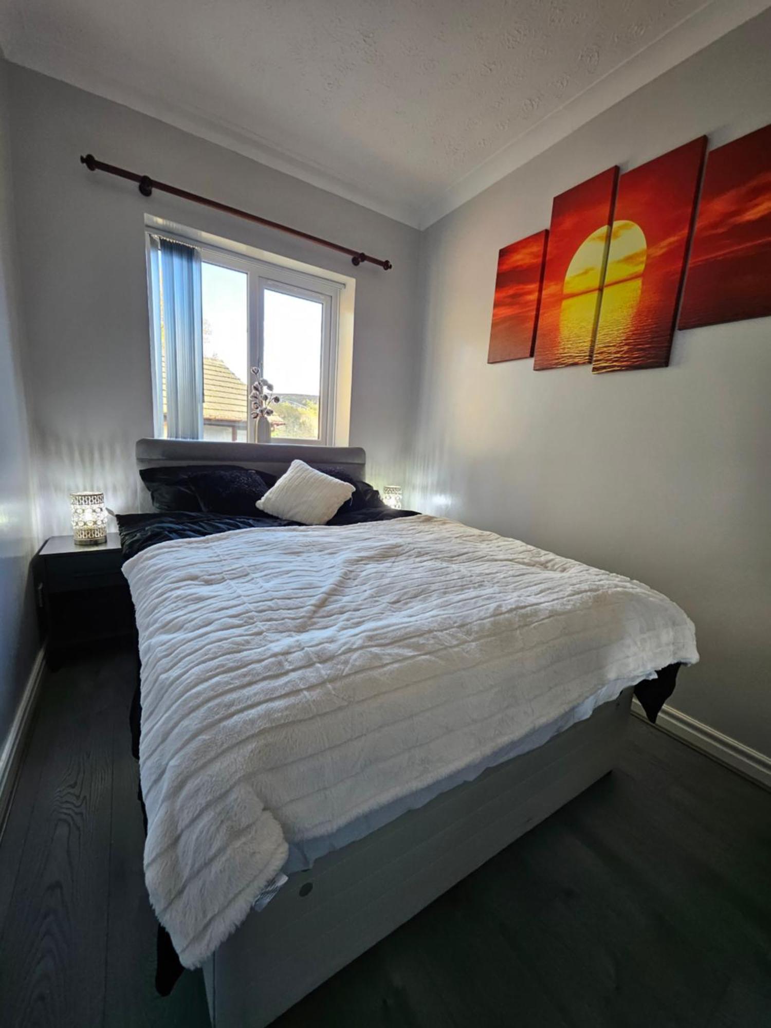 Lister Park Bradford 2Bed Detached Cottage House Parking Cinema Screen Games Room Esterno foto