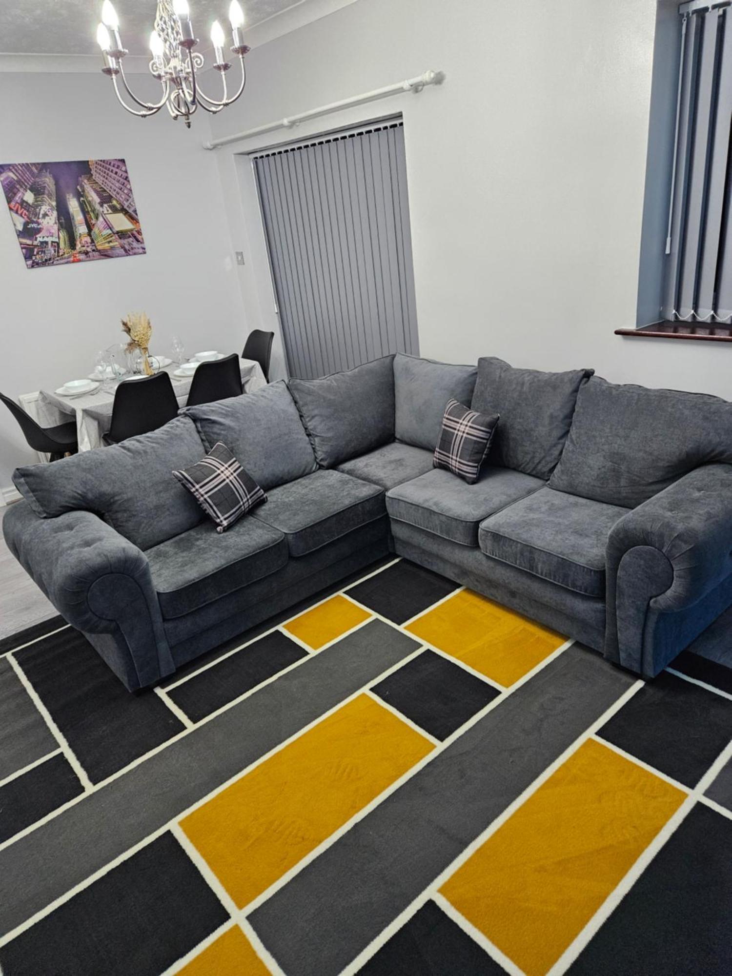 Lister Park Bradford 2Bed Detached Cottage House Parking Cinema Screen Games Room Esterno foto