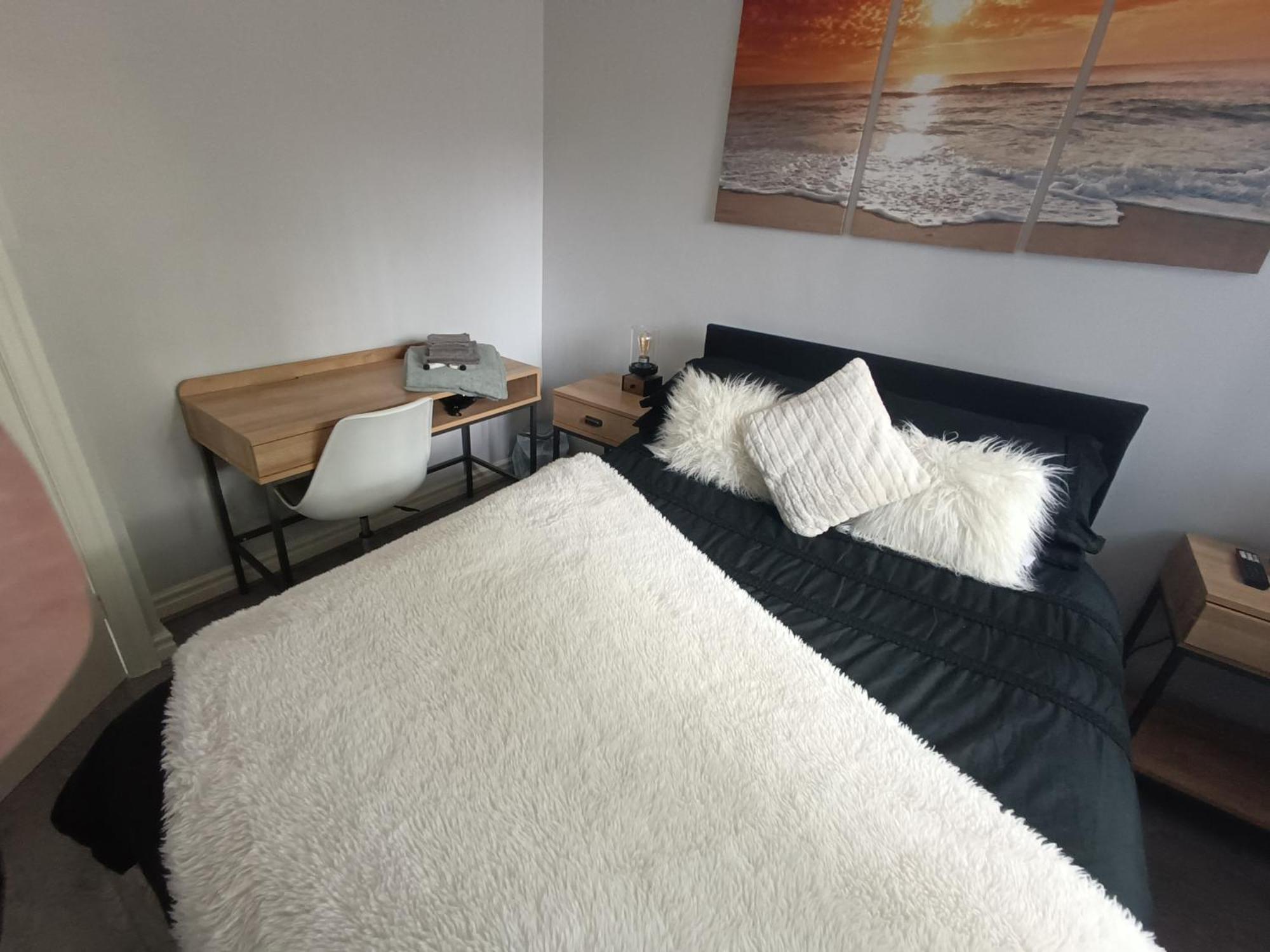 Lister Park Bradford 2Bed Detached Cottage House Parking Cinema Screen Games Room Esterno foto